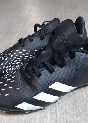 Бутси adidas predator. розмір 32