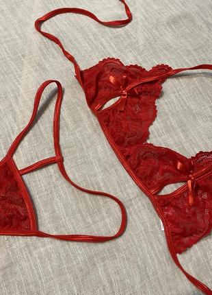 Крутий червоний сексі комплект (бюст і трусики) як новий3 фото