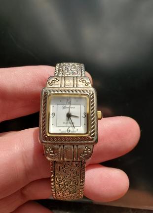 Geneva platinum кварцовий годинник-браслет, китай10 фото