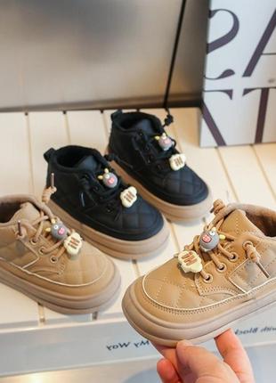 ✍🏻неймовірно круті ботиночки