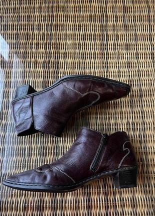 Зимние ботинки кожаные rieker оригинальные коричневые на каблуке3 фото