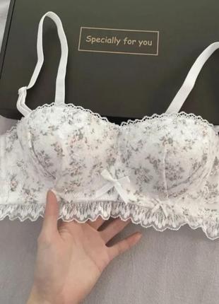 Бюстгальтер