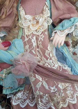 Продам роскошную фарфоровую куклу большого размера.англия