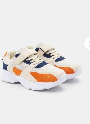 Кросівки sinsay