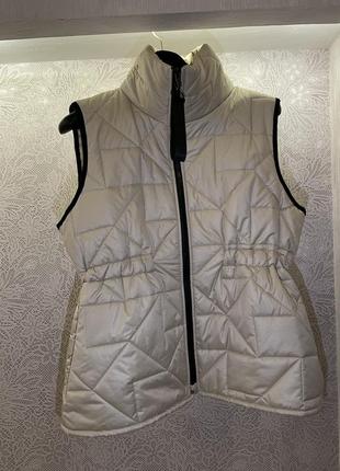 Жилетка італійського виробництва