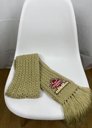 Шарф dsquared2 born in canada