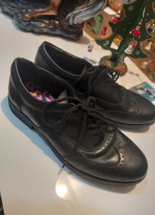Фирменные женские туфли clarks