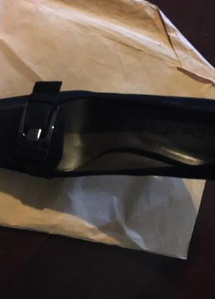 Черные замшевые туфли