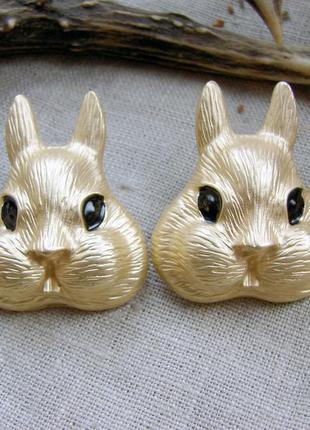 Необычные золотистые серьги заяц кролик сережки с зайцем кроликом. цвет золото4 фото