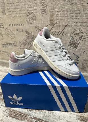 Кроссовки adidas, оригинал