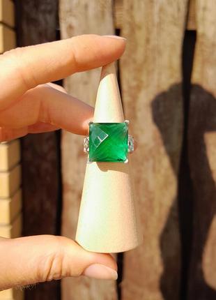 Кольцо с зеленым аметистом (празиолит)2 фото