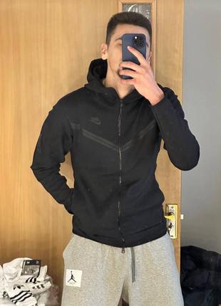 Nike tech fleece