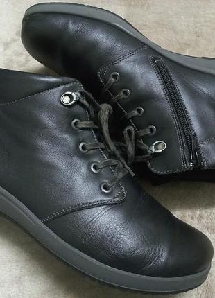 Ботинки.сапожки осень-весна кожа жен 40р. clarks индии