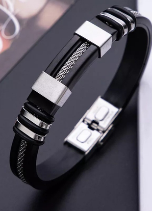 Мужской кожаный браслет классический со стальными вставками черный9 фото