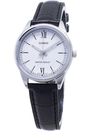 Женские часы casio ltp-v005l-7b2udf, серебрянные с черным ремешком1 фото