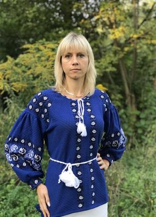 Вязаний джемпер-вишиванка дуже гарна в'язана вишиванка джемпер в етностилі