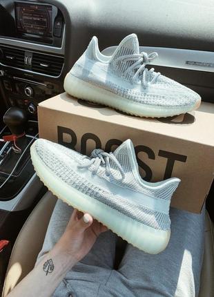 Шикарные кроссовки adidas yeezy boost 350