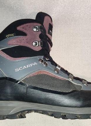 Scarpa 39 розмір 25.5 см устілка