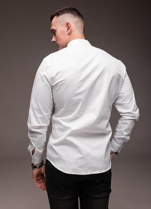 Белая мужская рубашка casual воротничок - стойка7 фото