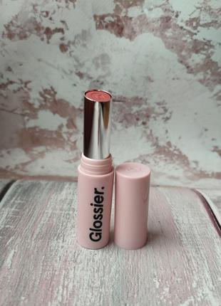 Помада для губ glossier4 фото