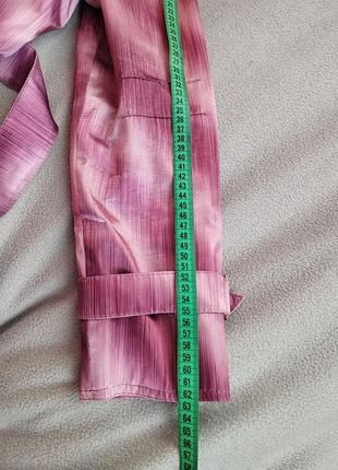 Легкий плащ под пояс на весну