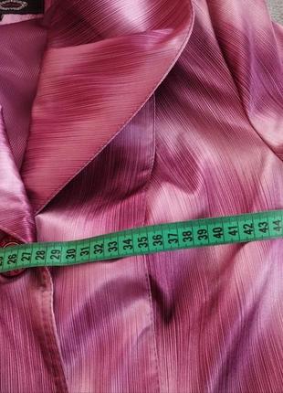 Легкий плащ под пояс на весну