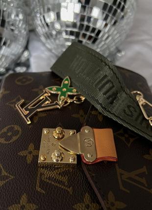 Женская сумка кросс-боди через плечо клатч louis vuitton на плечо6 фото