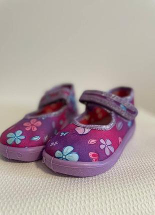 Текстильная обувь для девочки