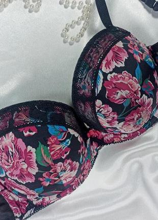 30f / 65g восхитительный гладкий бюстгальтер в цветочный принт для пышной красавицы marks & spencer