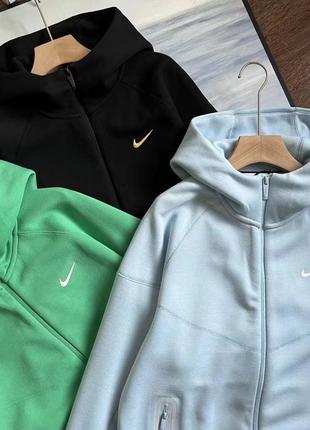 Nike nokta tech fleece