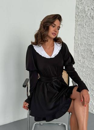 Шелковое черное платье с белым воротничком