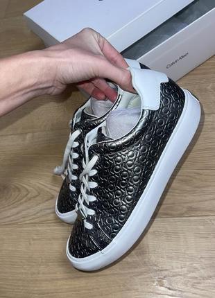 Calvin klein кеди оригінал стан нових кросівки срібні преміум  якість8 фото