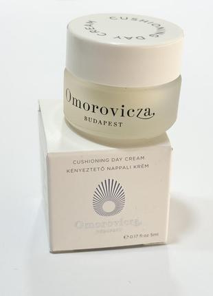 Денний крем для обличчя omorovicza  cushioning day cream, 5 ml