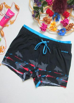 Шикарні короткі спортивні шорти принт абстракція з трусиками decathlon