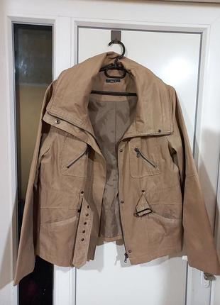 Женская ветровка/косуха кэмэл.