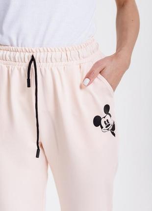 Женские спортивные штаны из трикотажа с принтом мики маус4 фото