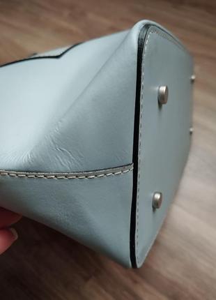 Голубая кожаная сумка laura biaggi6 фото