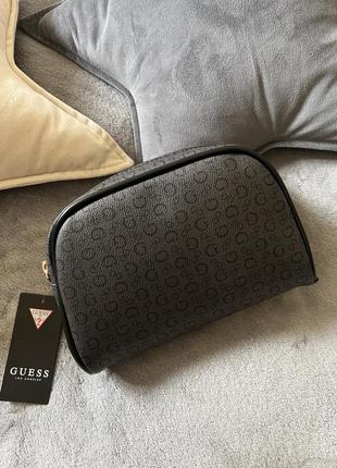 Косметичка guess. оригинал1 фото