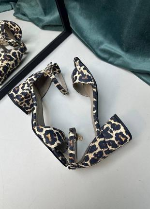 Женские леопардовые босоножки из натуральной кожи новая коллекция 2024