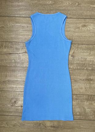 Короткое платье prettylittlething голубого цвета2 фото