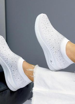 Білі легкі жіночі текстильні кросівки в стразах доступна ціна 202749 фото