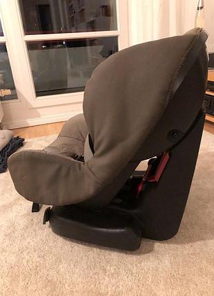 Детское автокресло maxi cosi ece r44-04 universal 9-18кг
