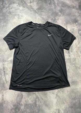 Спортивная футболка nike running1 фото