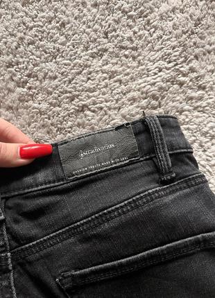 Черные скинни джинсы stradivarius3 фото