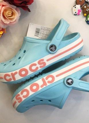 Крокс баябэнд клог голубые crocs bayaband clog ice blue/melon7 фото