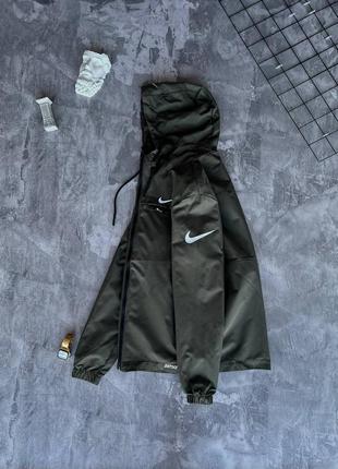 Новинка 🔥😍вітровка nike / найк 💣🔥додай собі стилю цієї весни 😍🥰висока якість матеріалу 💯👌є в трьох кольорах 😍сезон :весна - осінь🥰4 фото