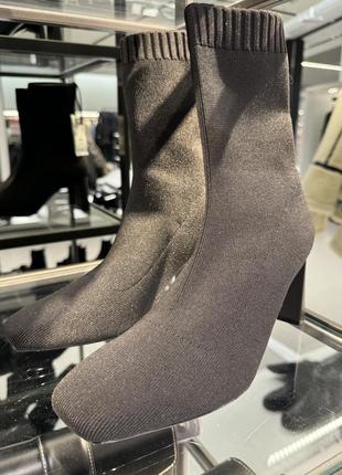 Zara текстильні чоботи демісезонні3 фото