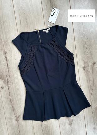 Синя блуза топ із баскою mint&berry