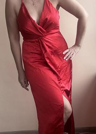 Сатинрвое красное платье и накидка1 фото