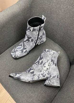 Ботинки классические из натуральной эксклюзивной кожи4 фото